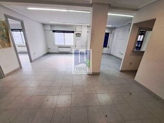 Piso en venta en Plaza España - Villa Pilar - Reyes Católicos - Vadillos en Burgos