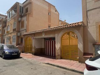 Garaje en venta en La Siesta - El Salado - Torreta en Torrevieja