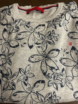 Jersey CH Estampado Flores Gris talla 10 años