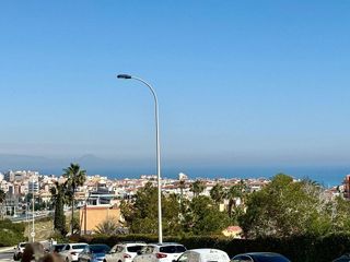 Chalet en alquiler en Nueva Torrevieja - Aguas Nuevas en Torrevieja