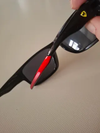 Gafas de sol Ferrari