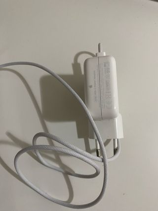 Cargador Apple 30W USB-C Power Adapter
