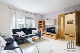 Casa adosada en venta en Cobeña