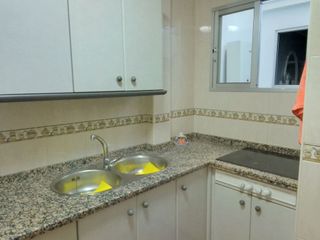 Casa pareada en venta en Ubrique