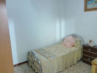 Casa pareada en venta en Ubrique