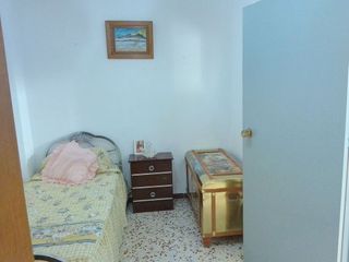 Casa pareada en venta en Ubrique