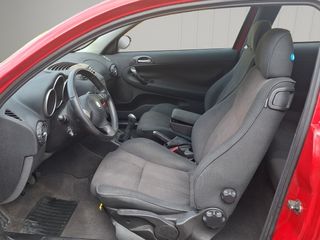 Alfa Romeo 147 1.6 TS Distinctive 77 kW (105 CV)