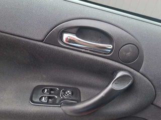 Alfa Romeo 147 1.6 TS Distinctive 77 kW (105 CV)