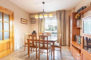 Casa adosada en venta en Maracena