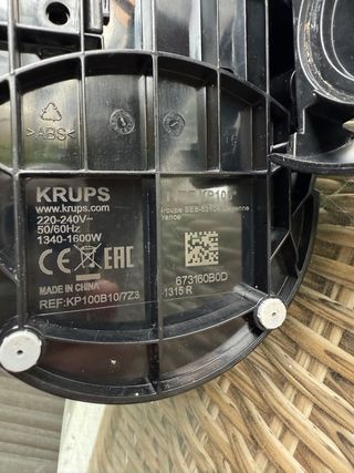 Cafetera Dolce Gusto Krups Piccolo Gris