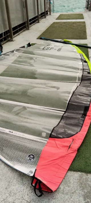 Vela windsurf 12.5m + mástil North