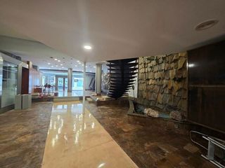 Local comercial en alquiler en Boiro