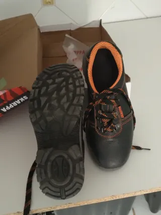 Zapatos de seguridad Skarppa Talla 36 Nuevos