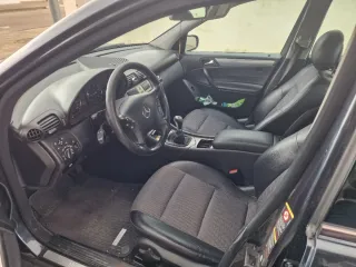 Mercedes-Benz Clase C 2004