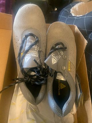 Zapatos de trabajo Delta Plus Talla 41