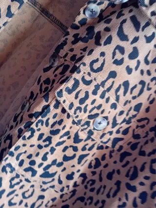 Sobrecamisa estampado leopardo