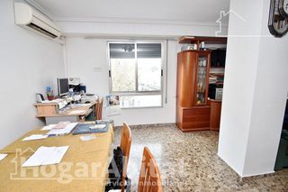 Edificio en venta en Zona Llombai en Burriana