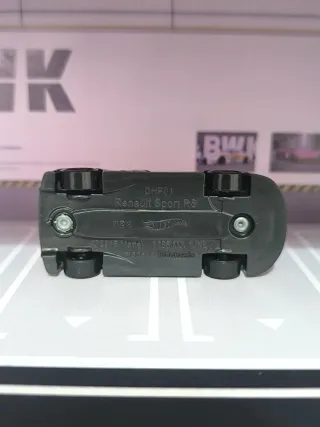 Hot Wheels Renault Sport RS Plata