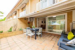 Casa adosada en alquiler en La Patacona en Alboraya