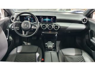 Mercedes-Benz Clase A 180 100 kW (136 CV)