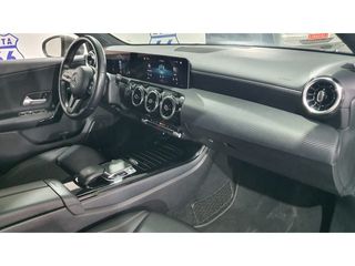 Mercedes-Benz Clase A 180 100 kW (136 CV)