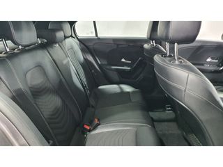 Mercedes-Benz Clase A 180 100 kW (136 CV)