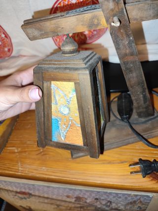 Lámpara artesanal madera y cristal
