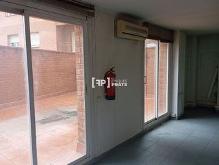 Local comercial en alquiler en Príncep de Viana - Clot -Xalets Humbert Torres en Lleida