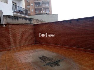 Local comercial en alquiler en Príncep de Viana - Clot -Xalets Humbert Torres en Lleida