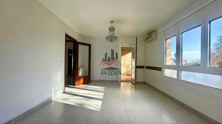 Piso en venta en Creu de la Mà - Rally sud en Figueres