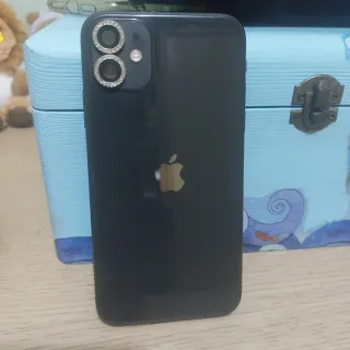 iPhone 11 Apple