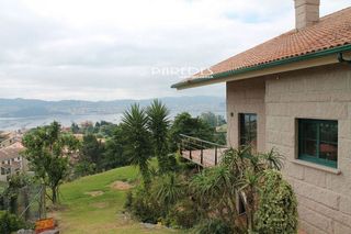 Chalet en venta en Moaña