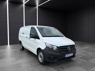 Mercedes-Benz Vito Combi 111 e-Vito Tourer largo 85 kW (116 CV)