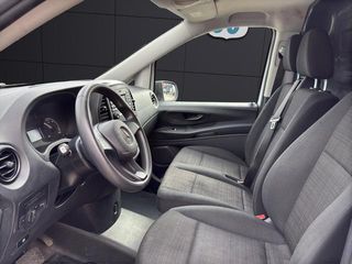 Mercedes-Benz Vito Combi 111 e-Vito Tourer largo 85 kW (116 CV)