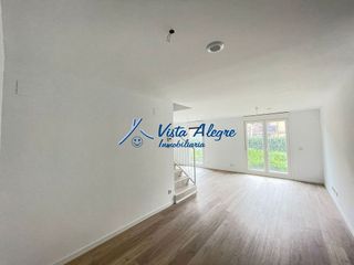 Casa adosada en venta en Haro