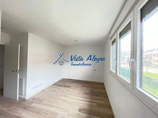 Casa adosada en venta en Haro