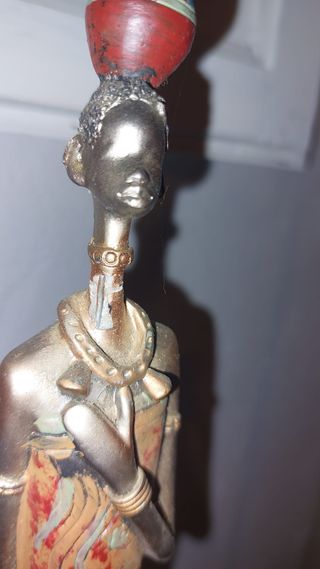 Figura Mujer Africana Decorativa