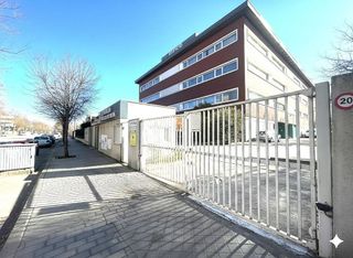 Nave industrial en alquiler en San Andrés en Madrid