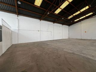 Nave industrial en alquiler en Crevillent