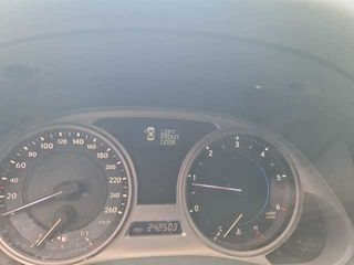 Lexus IS 220d Luxury 130 kW (177 CV)