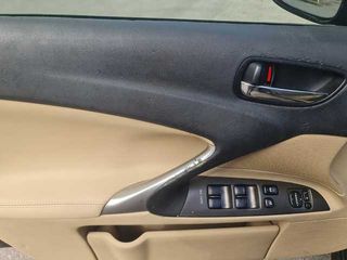 Lexus IS 220d Luxury 130 kW (177 CV)