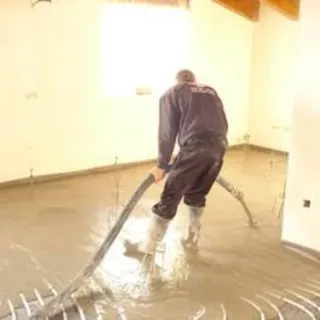 Suelo autonivelante para calefacción