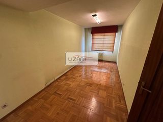 Oficina en alquiler en Zona Teatro Campoamor en Oviedo