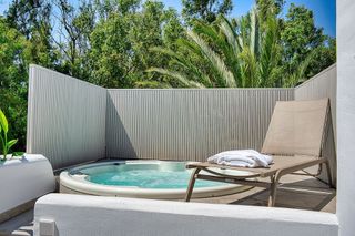 Ático en alquiler en Elviria en Marbella