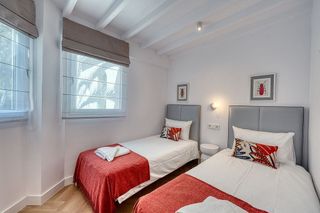 Ático en alquiler en Elviria en Marbella