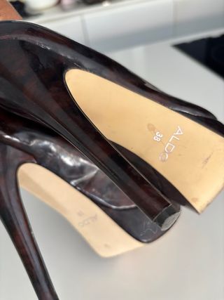 Tacones marrones Aldo talla 38, espectaculares!