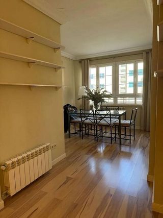 Piso en alquiler en Castillejos en Madrid