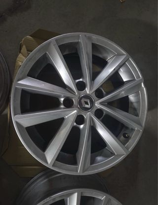 Llantas R16 Renault 5 tornillos