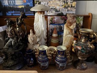 Jarrones y figuras decorativas