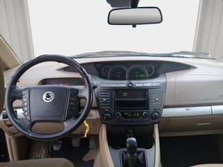 Ssangyong Rodius 270 Xdi Premium 121 kW (165 CV)